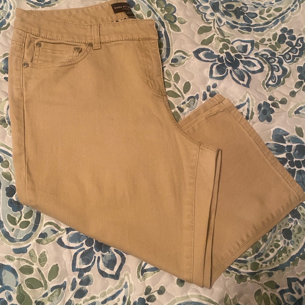 Dana Buchman Beige/Tan Signature Pocket Pants